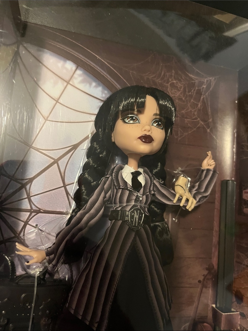 NEW MONSTER HIGH WEDNESDAY ADDAMS DOLL - Picture 4 of 9